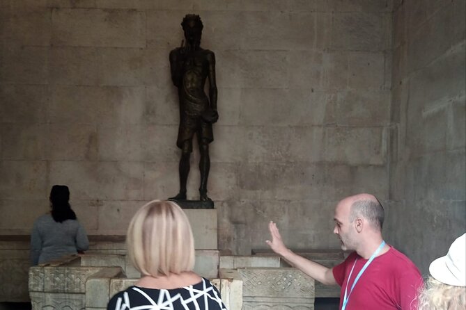 Private History tour - small group - The Peristyle of Diocletian’s Palace: Where the Palace Feels Like a Stage