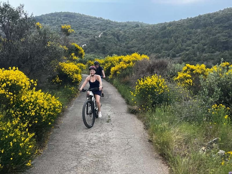 Private Hvar Island E-Bike Tour (Self Guided) - Meeting Point: Getting Your Bike Without Wasting Time