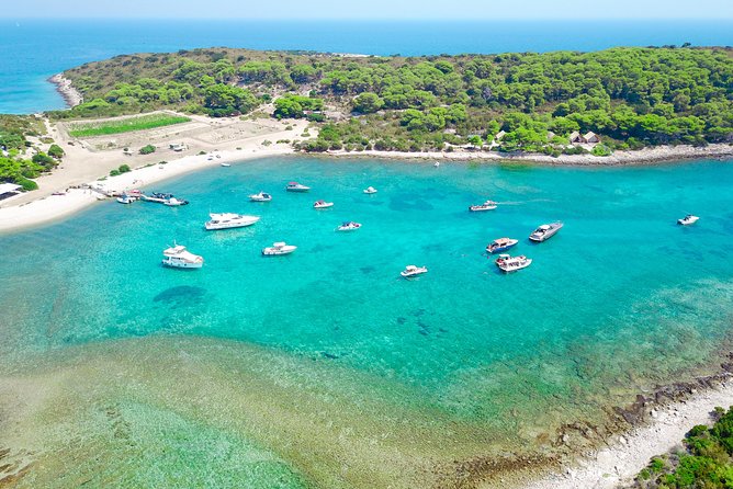 Private Luxury Boat tour for 12 from Split, Brac, Trogir, Hvar - Komiža harbour and the Fishermen’s Museum stop