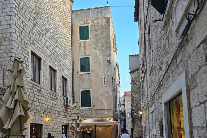 Private Roman Split tour: Diocletian Palace with a Professor - Meeting Point and How to Keep the Flow Smooth