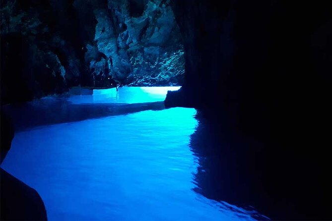 Private speedboat tour to Blue Cave and visit Island Hvar - Speedboat Pickup in Trogir (and a Split Start if You’re on that Route)