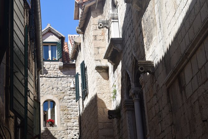 Private Split City Walking Tour - Spanish Guide - City Clock: making sense of the 24-hour sun clock