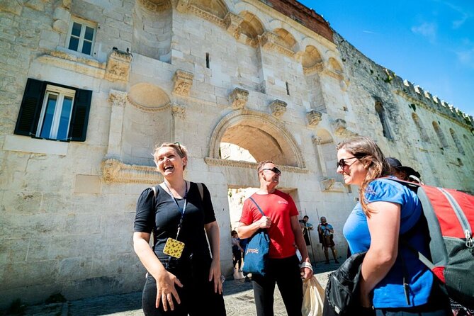 Private Split: Visit Diocletian Palace & Taste Food at the Market - The food tasting: what you’ll likely eat (and how to use it)