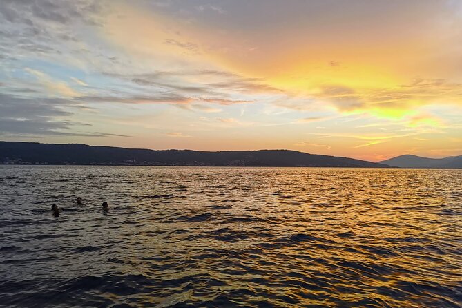 Private Sunset Tour from Split + Bottle of Wine Included - A 1.5-hour private sunset plan that fits real life