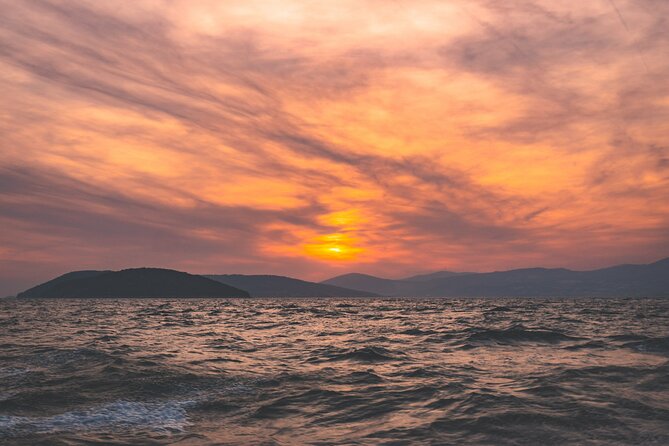 Private Sunset Tour from Split + Bottle of Wine Included - Private guide vibe: the difference between okay and memorable