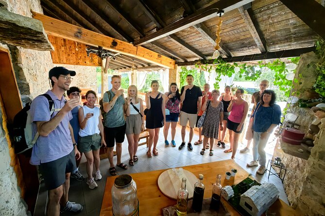 Private tour to Krka waterfalls- Lunch included - Lunch in a small nearby village: why it’s a smart break