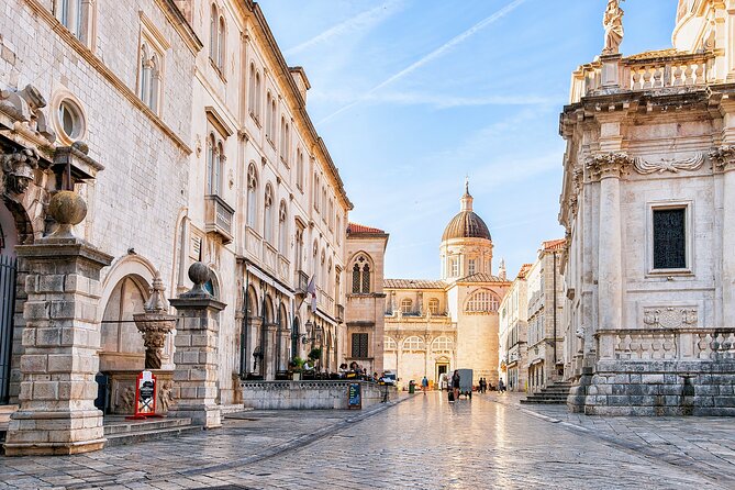 Private Transfer from Split to Dubrovnik with 2 hours for sightseeing - Who should book this private transfer