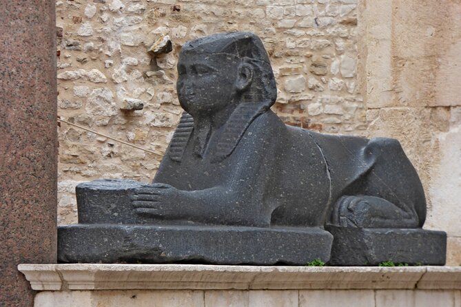 Private Walking Tour in Split Old Town (ENG, FRA, ITA, ESP) - Emperor’s daily life stops: Triklinij and the Vestibulum acoustics