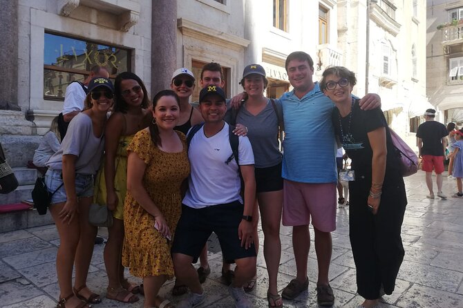 Private Walks & Storytelling - the best small group tour in Split - Peristyle square and the stories behind pomalo living