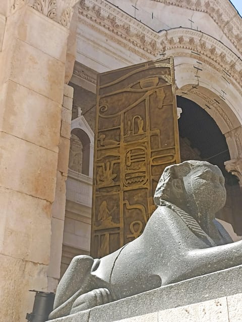 Relaxing walking tour Split - Optional market or fish market stop: when it’s worth saying yes