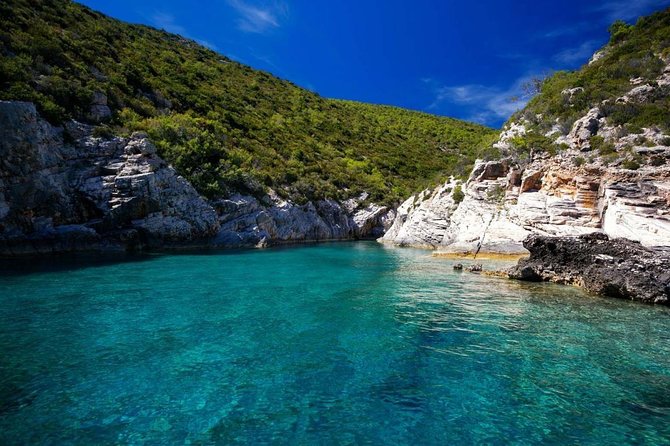 Rent a Speed Boat from Split – Discover Hidden Beaches & Islands - Why a Private Speedboat From Split Beats the Big-Ferry Day