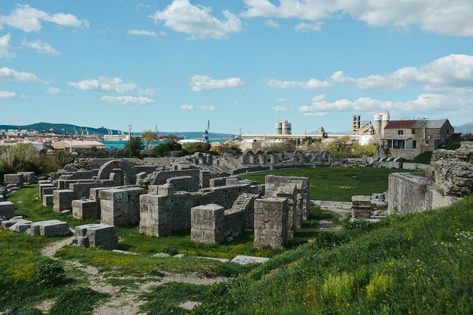 Salona & Amphitheater - Private guided tour - Admission incl. - Tusculum: archaeology with a human setting