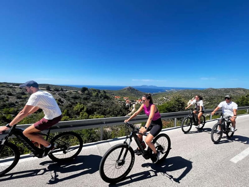 Self-guided mountain bike tour (non-electric) - Bike Quality and Helmet: Small Things That Save Your Day