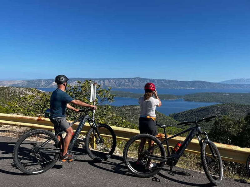 Self-guided mountain bike tour (non-electric) - Stari Grad Finish: A Meaningful Day-Ending Town