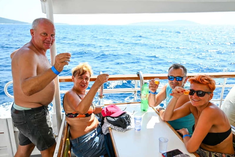 Shipwreck - Blue Lagoon All Inclusive + Trogir Walking Tour - Timing and route changes: why weather matters on the Adriatic