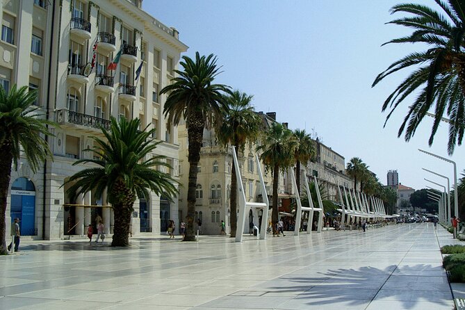 Sightseeing Split's Roman Ruins: A Self-Guided Audio Tour - Using VoiceMap offline in the palace streets