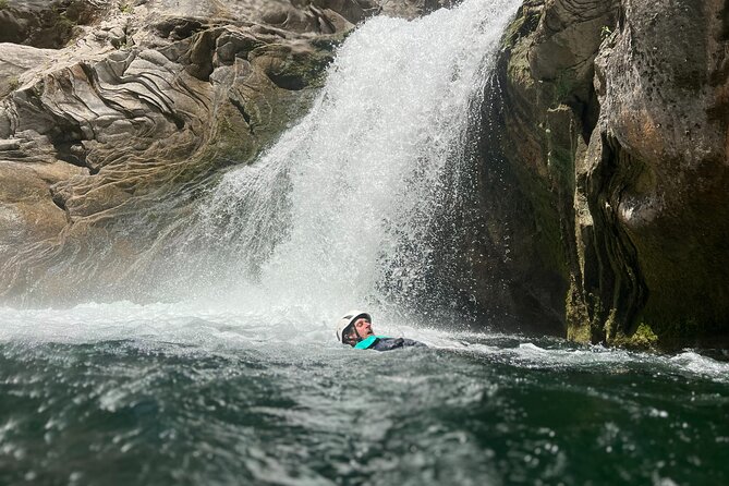 Small Group Tour of Canyoning in Cetina River Canyon - The Descent and Vruja Beach: Getting Into Position