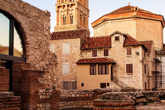 Small Group Walking Tour of Split for First Time Visitors - Vestibulum: the domed foyer where sound travels