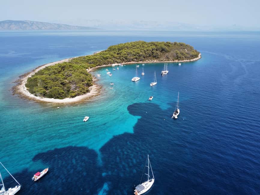 Speedboat to Hvar, Brač,Zečevo + Watersports - MPL Nautika - A speedboat day over Brač and Hvar starts at MPL Nautika