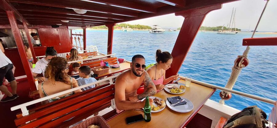 Split: 3 Island & Blue Lagoon Cruise with Lunch & Drinks - Blue Lagoon and St. Fumija Bay: where the colors do the talking