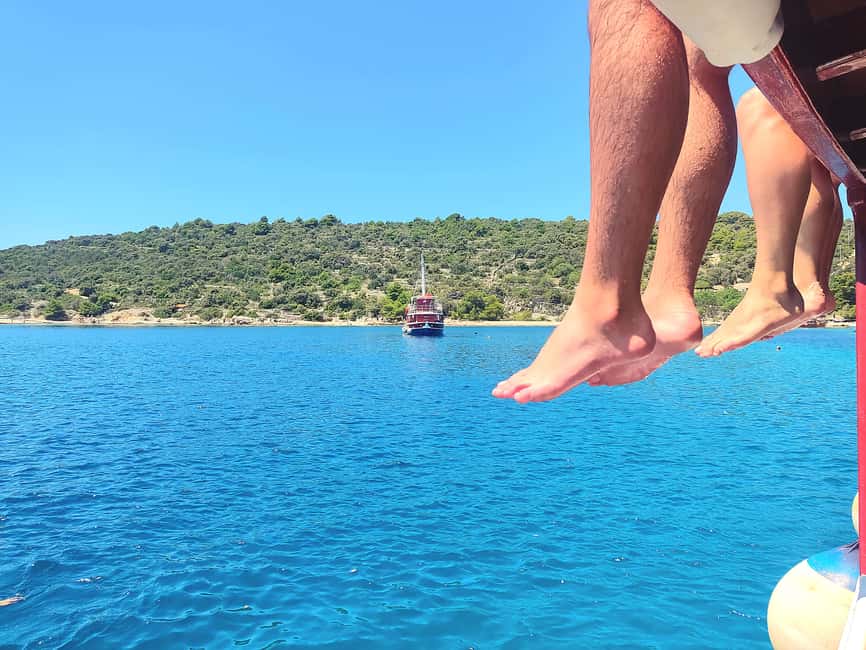 Split: 3 Island & Blue Lagoon Cruise with Lunch & Drinks - The ship itself: a 1903 wooden sailing vessel with modern comfort