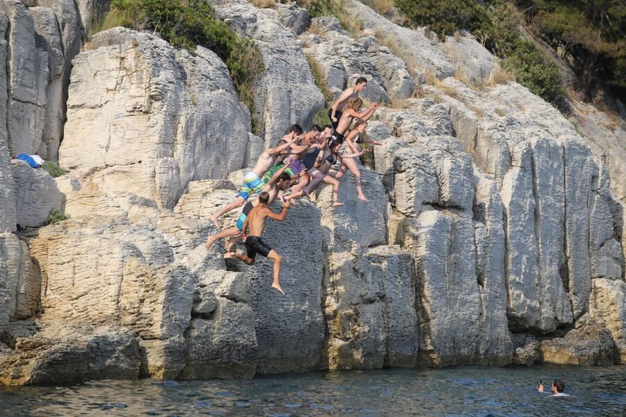 Split 4-Hour Guided Sea Kayak Tour - Villa Dalmatia and Tito’s Resort Landmarks