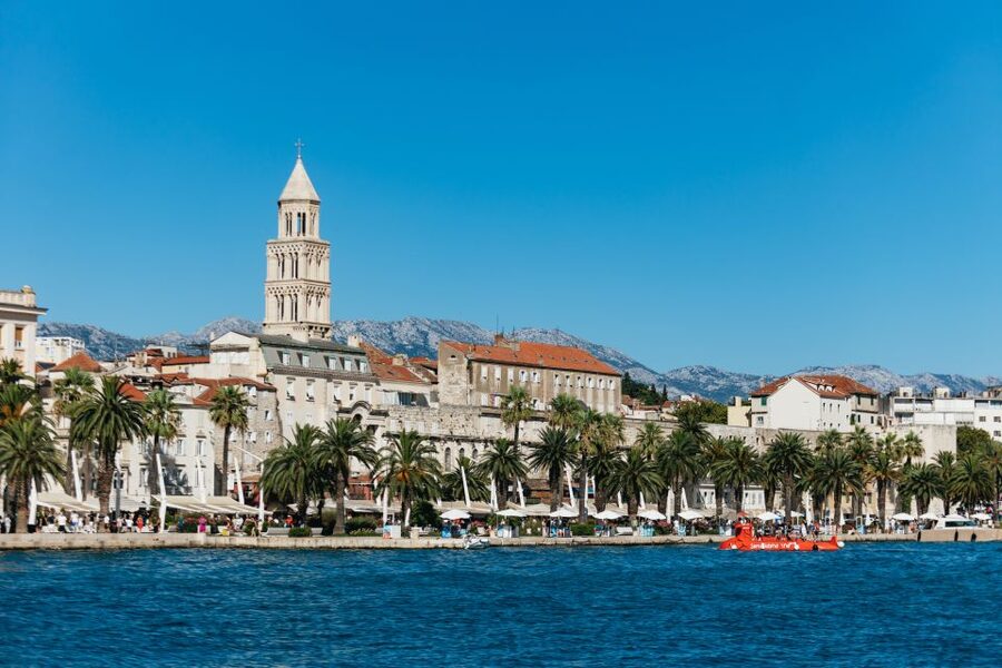 Split: 45-minute Semi-Submarine Trip - Possible snags: when the experience depends on conditions and timing