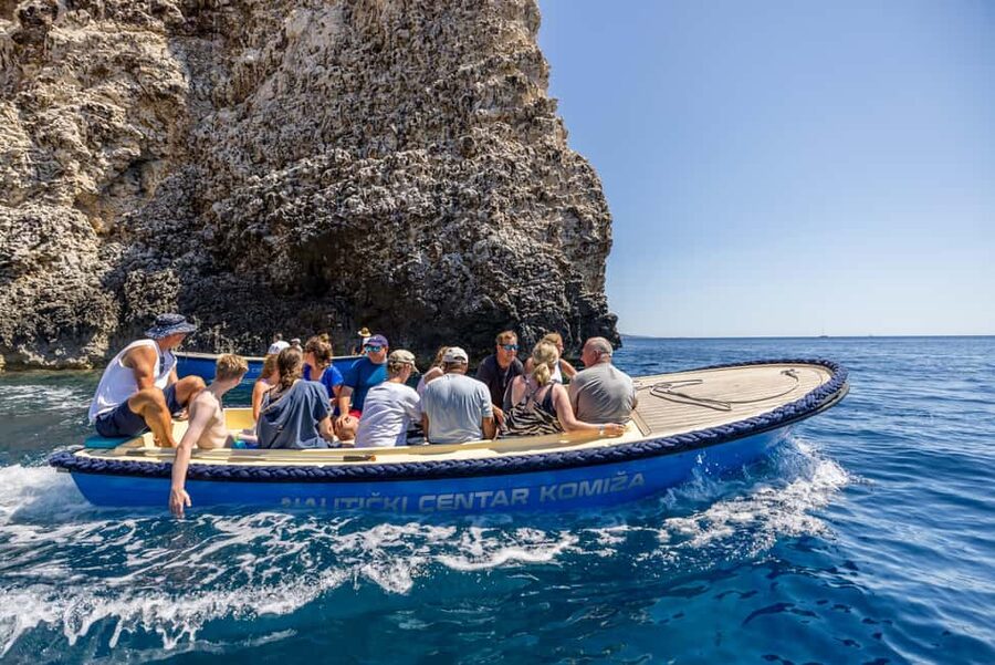 Split: Blue Cave, Vis and Hvar Small Group Speedboat Tour - Split Speedboat to Biševo: Fast Start, Big Views