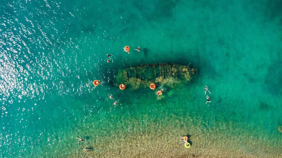 Split: Blue Lagoon 3 Islands All-Inclusive Cruise with Lunch - Your day at sea: a relaxed route with three swim breaks