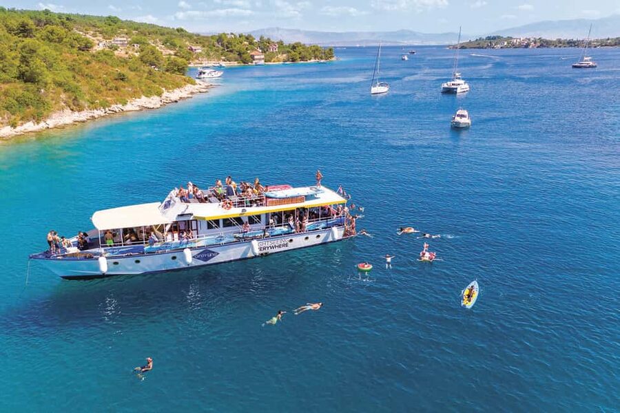 Split: Blue Lagoon 3 Islands All-Inclusive Cruise with Lunch - The Blue Lagoon near Drvenik: where the turquoise water steals the show