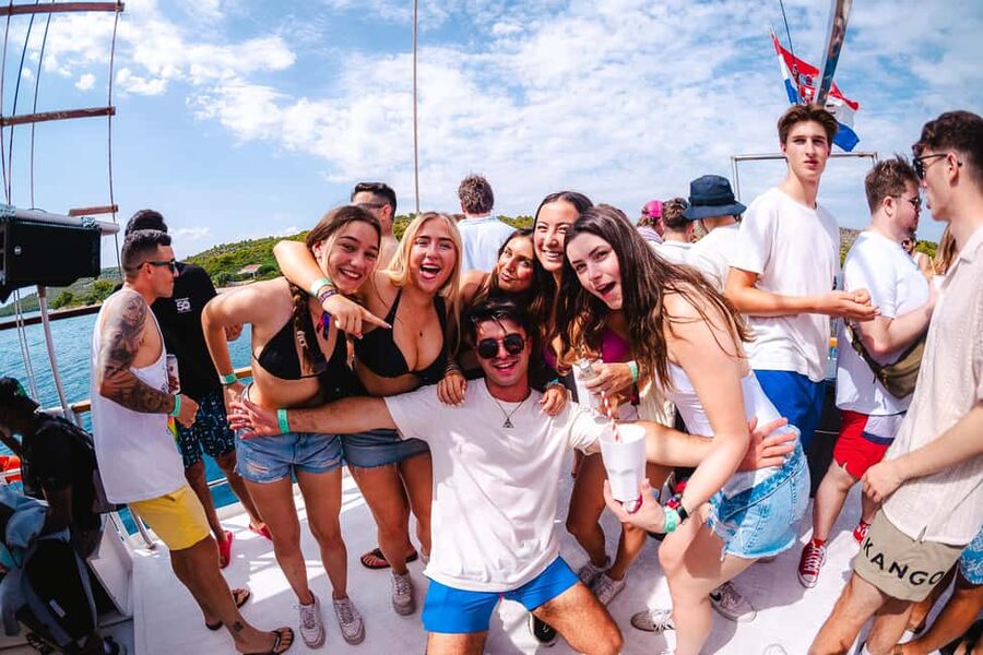 Split: Blue Lagoon Boat Party, Djs, Swim, Shots & AfterParty - Who should book this boat party (and who should skip it)