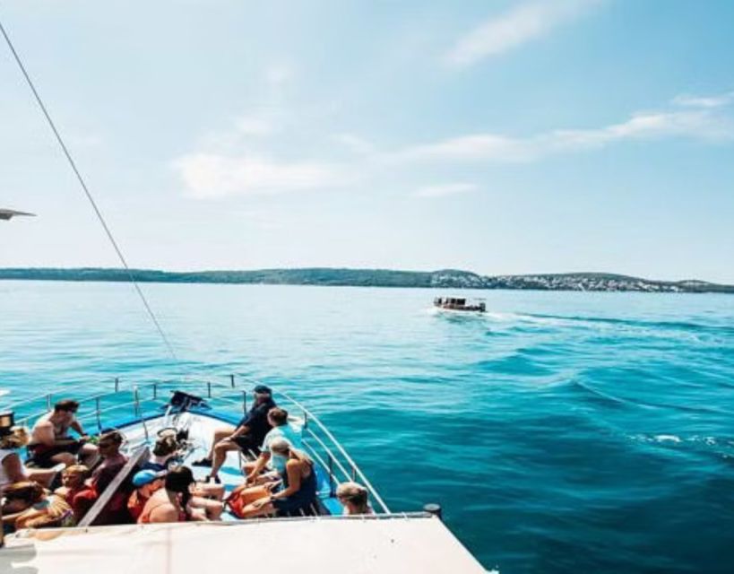 Split: Blue Lagoon Boat Trip with Lunch, Wine and Snorkeling - Blue Lagoon near Drvenik: why the water is the main event