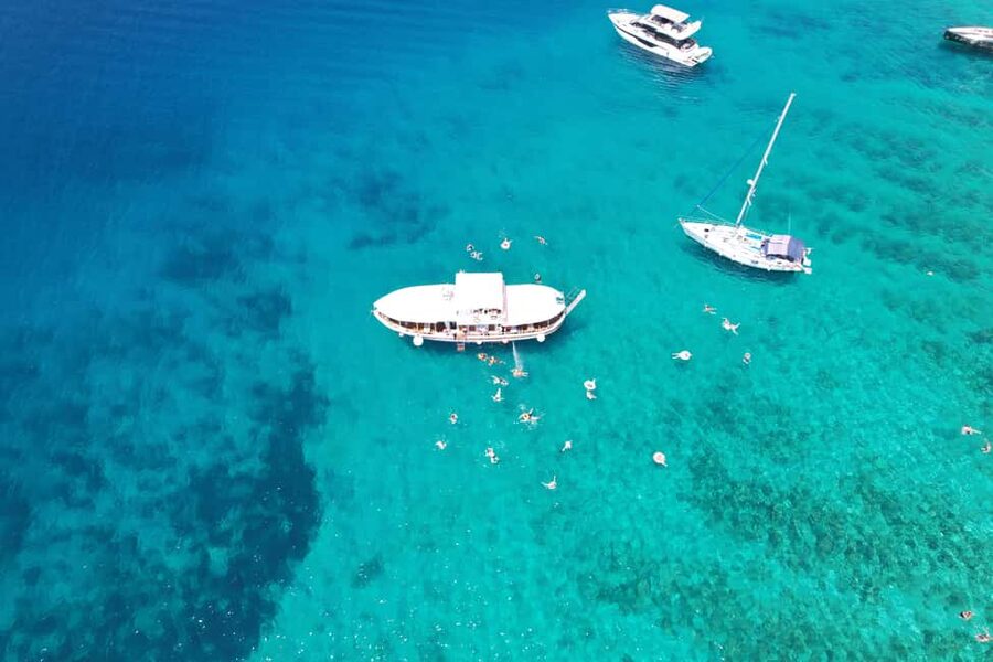Split: Blue Lagoon&Šolta boat tour with Food&Drinks (2026) - Why the Blue Lagoon and Šolta day feels worth your money
