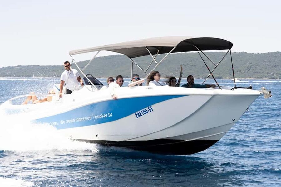 Split: Blue Lagoon, Trogir & Solta Speedboat Tour - Key moments worth planning around