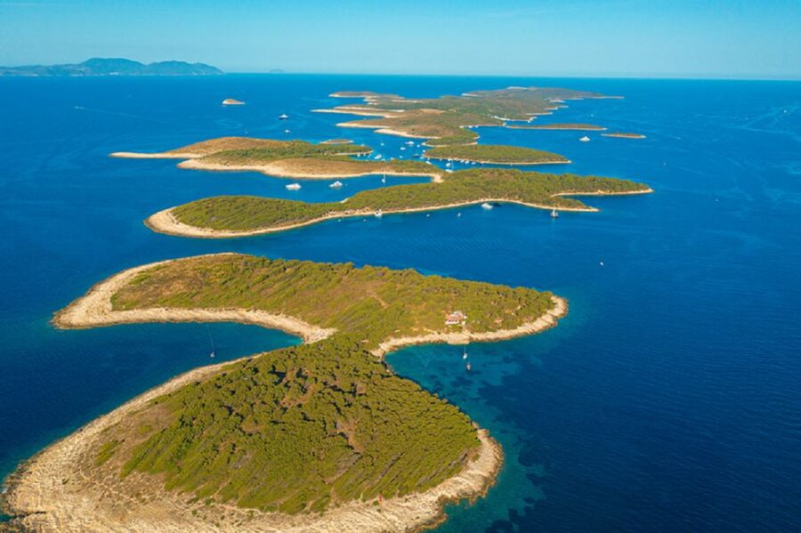 Split: Bol, Hvar, Pakleni Island, and Solta Full-Day Tour - Crew and Communication: What Makes the Day Feel Smooth