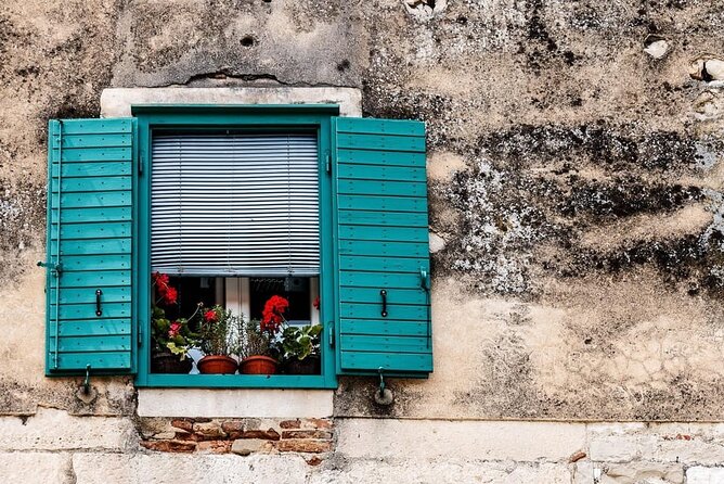Split City Guided Tour and Free Time from Makarska Riviera - Who Should Book This Split City Day Trip?