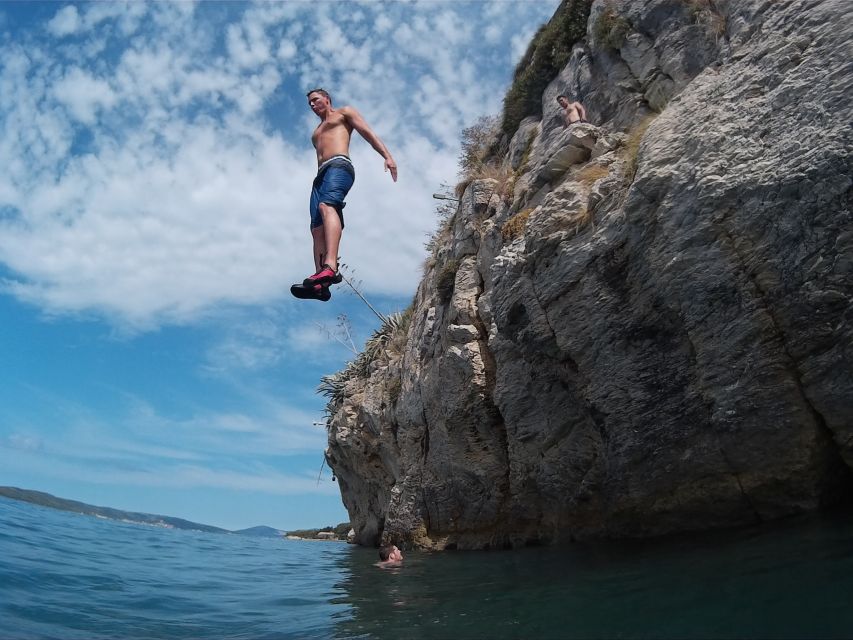 Split: Cliff Jumping & Deep Water Solo Tour - Packing like a pro: shoes, swimwear, snacks, and the no-bags rule