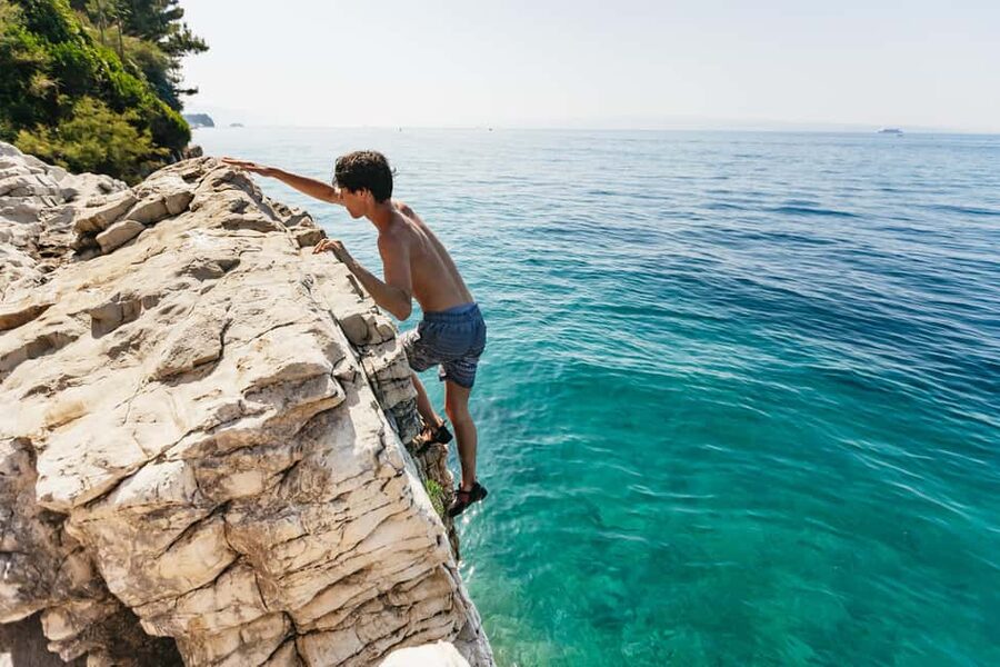 Split: Cliff Jumping & Deep Water Solo Tour - How the guides keep the day fun and safe (Irena, Tonka, Filip, Donka)