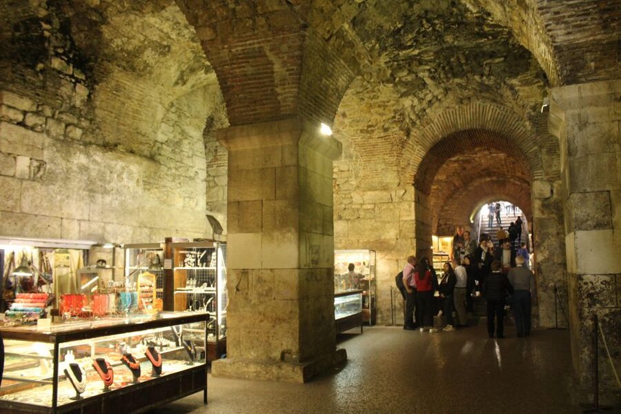 Split: Game of Thrones Small Group Tour of Filming Locations - What to Wear and Bring for Split’s Walking Stops
