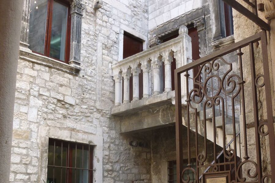 Split: Game of Thrones Tour with Diocletian's Palace Cellar - Diocletian’s Palace Cellars: Where the Show’s World Gets Physical