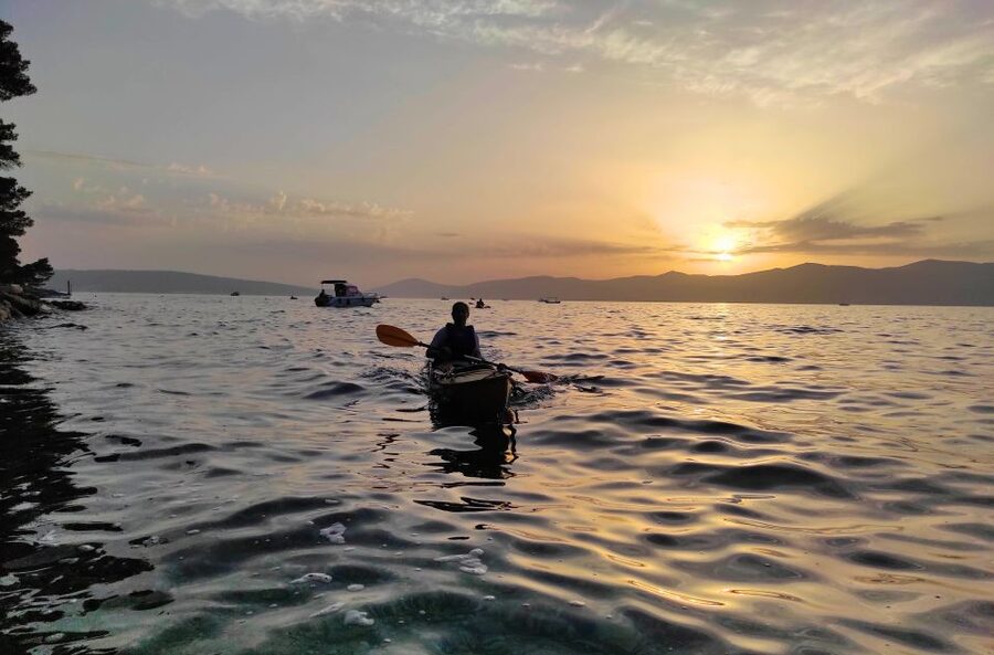 Split: Guided Sunset Sea Kayaking & Snorkeling Tour - Sunset Return Paddle Over Mountains