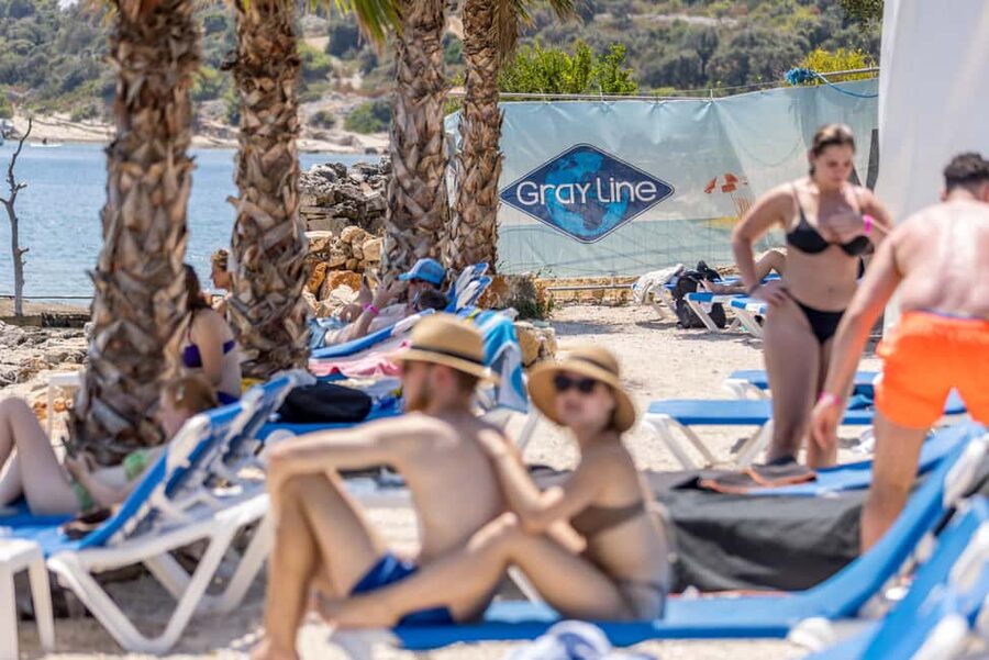 Split: Half-Day Boat Trip with Blue Lagoon, Trogir, & Čiovo - Trogir’s Little Venice walk: canals, channels, and filming spots
