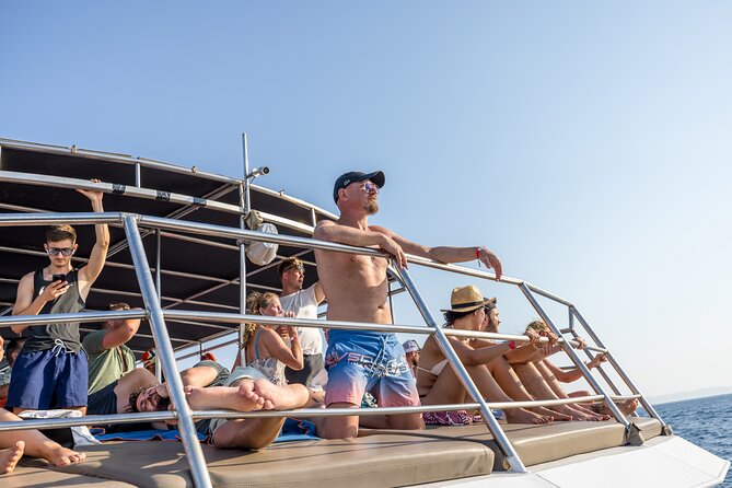 Split: Hvar, Brač, and Pakleni Cruise with Lunch and Drinks - Brač and Milna: 90 minutes of easy island living