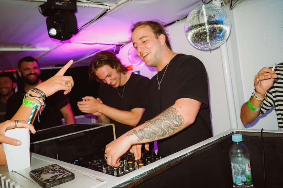 Split: Night Boat Party with Free Shots, Dj and After Party - Meeting Point and Timing: How to Start Without Stress