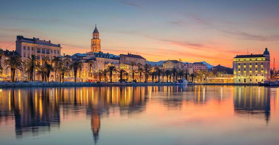 Split: Old Town & Diocletian's Palace Earlybird Walking Tour - Stepping into Diocletian’s Palace: Roman power turned daily life