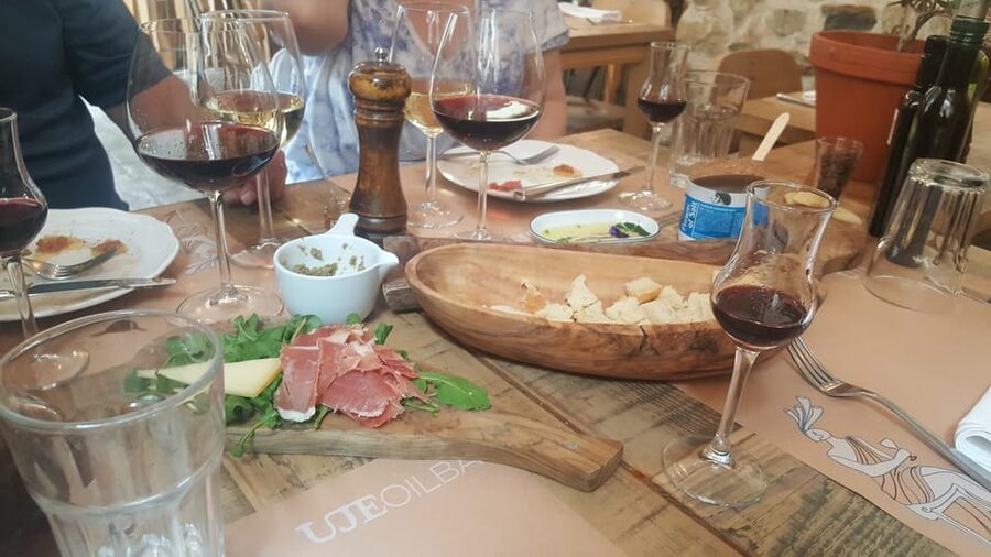 Split: Old Town Food Tour - Included tastes: olive oil or street food (and why that choice helps)