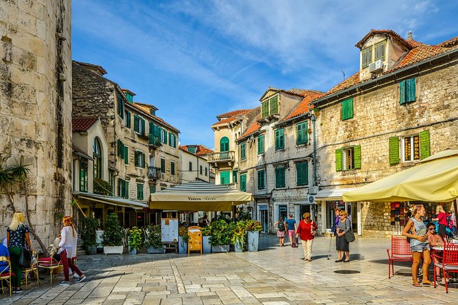 Split Old Town History Walking Tour - Triclinium: where banquets became history