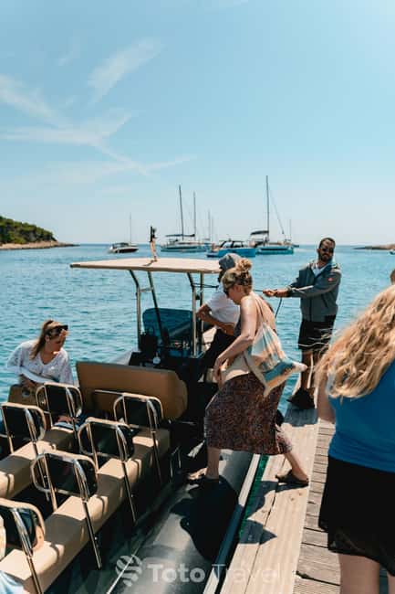 Split/Podstrana: Blue Cave, Hvar & 6 Islands Speedboat Trip - Hvar town for two hours: promenade time and fortress vibes