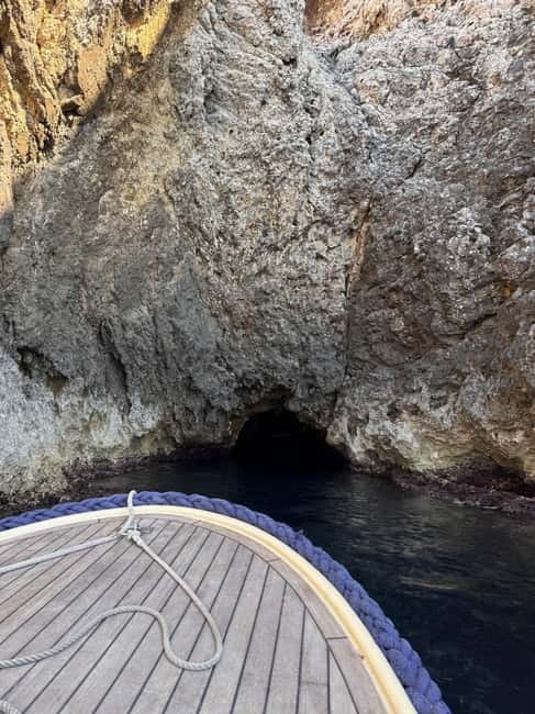 Split/Podstrana: Blue Cave, Hvar & 6 Islands Speedboat Trip - Biševo’s Blue Cave: worth the money when conditions cooperate