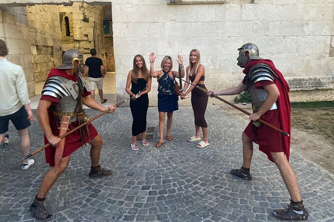 Split Private Walking Tour for Families with kids from 5-17 years - Stop 5: The Peristyle, the emperor’s main square and the question of columns